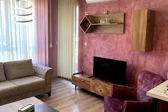 Тристаен апартамент с тераса в Христо Смирненски, Пловдив