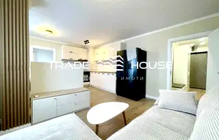 Тристаен апартамент в Христо Смирненски, Пловдив с луксозно обзавеждане