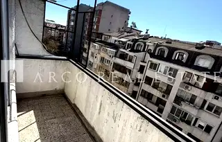 Тристаен апартамент в Каменица 1 с тераса в Пловдив