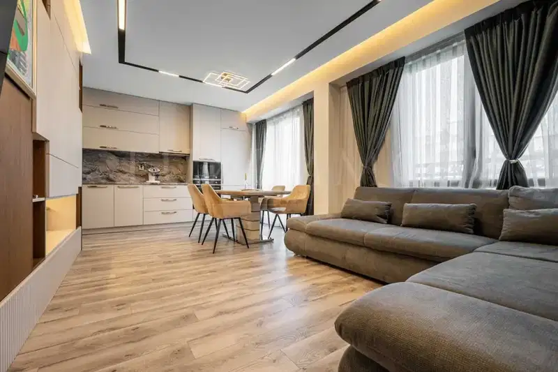 3-bedroom apartment in Plovdiv, Kamenica 1