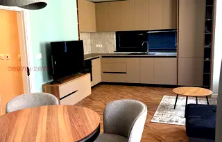 Луксозен 2-стаен апартамент в Каменица 1, Пловдив