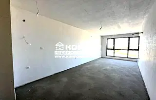 Двустаен апартамент в Каменица 2 с тераса, Пловдив