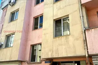 Двустаен апартамент с две тераси в Каменица 2, Пловдив