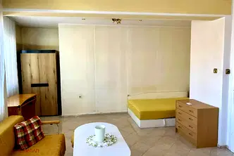 Едностаен апартамент в Каменица 2 с остъклена тераса