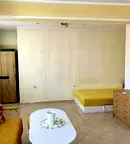 Едностаен апартамент в Каменица 2 с остъклена тераса