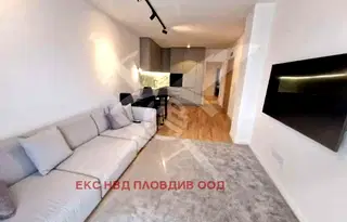 Тристаен апартамент с тераса в Коматевски възел, Пловдив