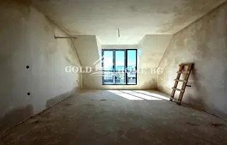Двустаен апартамент с тераси в Кършияка, Пловдив