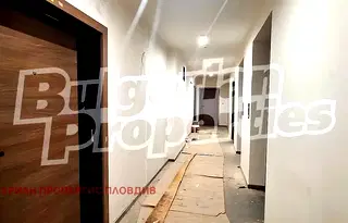 Двустаен апартамент с голяма тераса в Кършияка, Пловдив