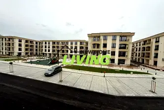 Двустаен апартамент с паркомясто в Кършияка, Пловдив