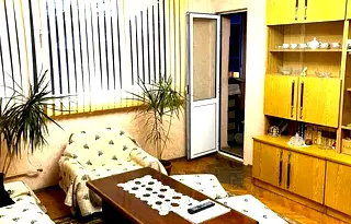 Двустаен апартамент с тераса в Кършияка, Пловдив