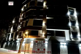Двустаен апартамент с тераса в Кършияка, Пловдив