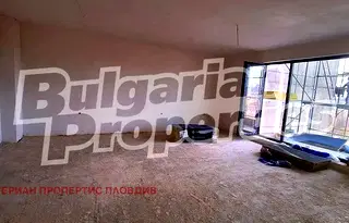 Тристаен апартамент в Кършияка с модерно строителство