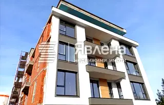 Тристаен апартамент в Пловдив, Кършияка