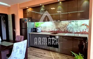 Тристаен апартамент с тераса в Кършияка, Пловдив