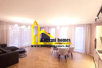 Тристаен апартамент с голяма тераса в Кършияка, Пловдив