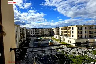 Тристаен апартамент с тераса в Кършияка, Пловдив