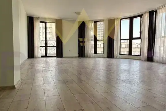 4-bedroom apartment in Plovdiv, Kyrshiyaka
