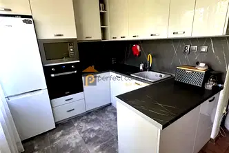 Тристаен апартамент в Кършияка, Пловдив