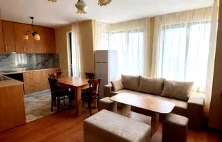 Тристаен апартамент в Кършияка, Пловдив с луксозен ремонт