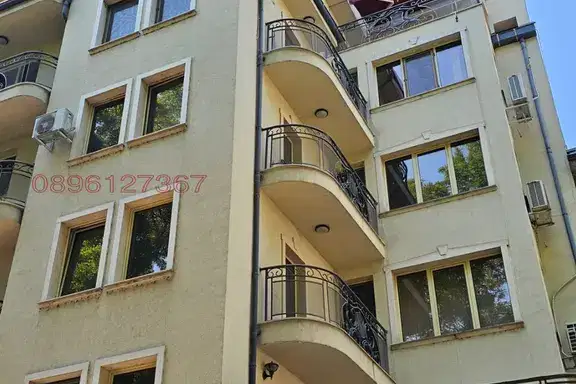 4-bedroom apartment in Plovdiv, Kyrshiyaka