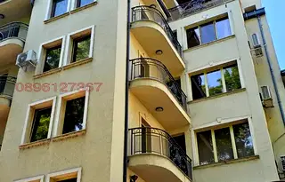 Луксозен 4-стаен апартамент с гараж в Кършияка, Пловдив