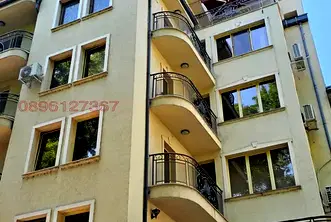 Луксозен 4-стаен апартамент с гараж в Кършияка, Пловдив
