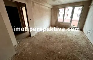 Двустаен апартамент в Кючук Париж, Пловдив с тераса