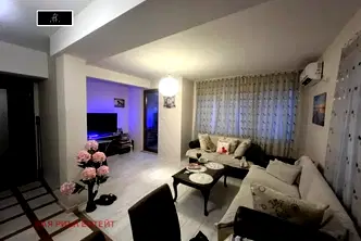 Двустаен апартамент в Кючук Париж, Пловдив с тераса