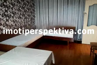 2-стаен апартамент с южна тераса в Кючук Париж, Пловдив