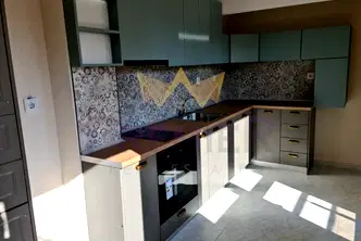 Двустаен апартамент 83 кв.м в Кючук Париж, Пловдив с асансьор