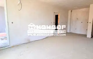Двустаен апартамент в Кючук Париж, Пловдив с тераса