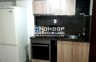 Двустаен апартамент в Кючук Париж с близост до парк Белите Брези