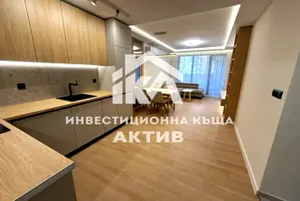 Двустаен апартамент с тераса в Кючук Париж, Пловдив