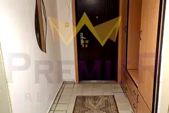 Тристаен апартамент с тераса в Кючук Париж, Пловдив