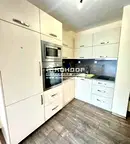 Тристаен апартамент с паркомясто в Кючук Париж, Пловдив