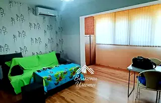 Тристаен апартамент с 2 тераси в Кючук Париж, Пловдив