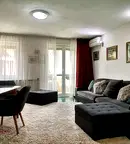Тристаен апартамент с тераса в Кючук Париж, Пловдив