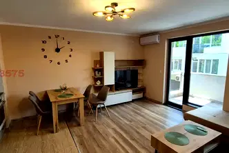 3-стаен апартамент с тераса в Кючук Париж, Пловдив