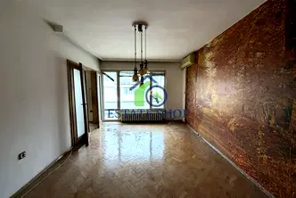 Тристаен апартамент с две тераси в Мараша, Пловдив