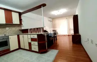 Тристаен апартамент с тераса в кв. Мараша, Пловдив