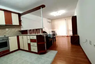 Тристаен апартамент с тераса в кв. Мараша, Пловдив