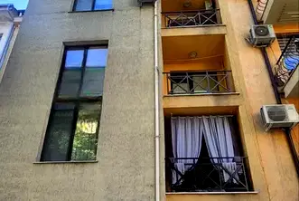 Тристаен апартамент в Мараша, Пловдив с асансьор и обновен