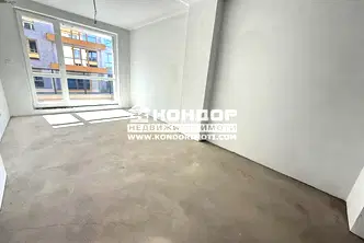 Едностаен апартамент в Младежки Хълм, Пловдив с тераса