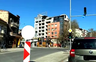 Двустаен апартамент с тераса в Младежки Хълм, Пловдив