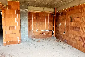 2-стаен апартамент с панорамна тераса в Остромила, Пловдив