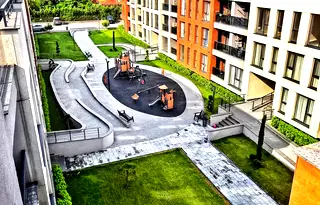 Тристаен апартамент с голяма тераса в Остромила, Пловдив