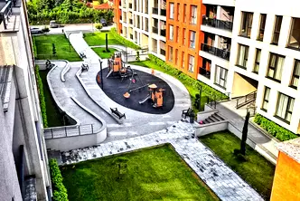 Тристаен апартамент с голяма тераса в Остромила, Пловдив
