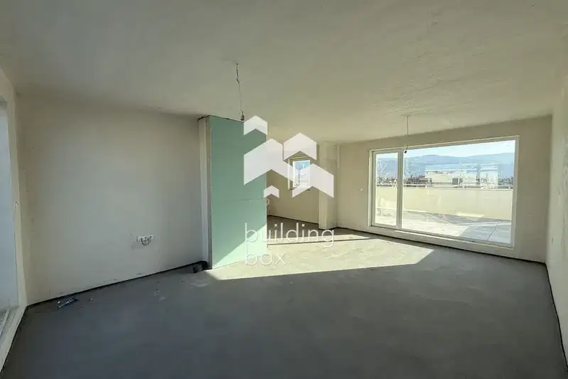 4-bedroom apartment in Plovdiv, Ostromila