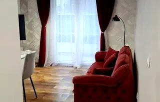 Двустаен апартамент с двор в Остромила, Пловдив