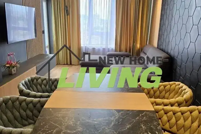 3-bedroom apartment in Plovdiv, Sydiiski